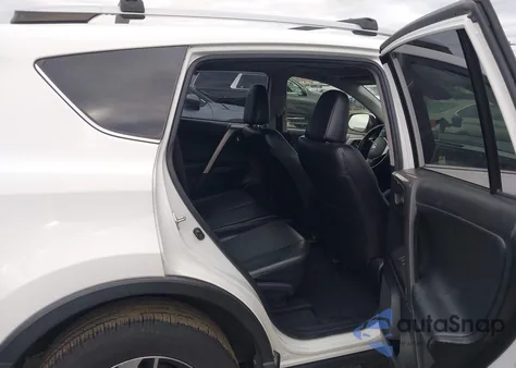 2018 Toyota Rav4 Xle из США, поврежденный, VIN JTMRFREV4JJ724011